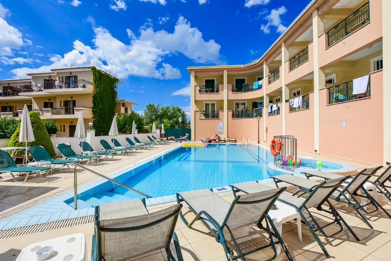 Appartamento con Vista Piscina